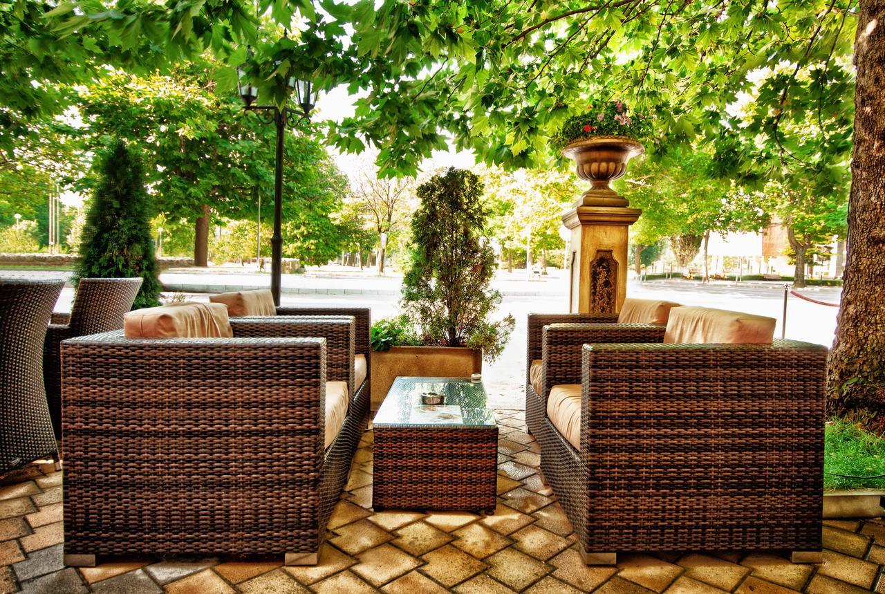 Hotel Chinar Хисаря Экстерьер фото
