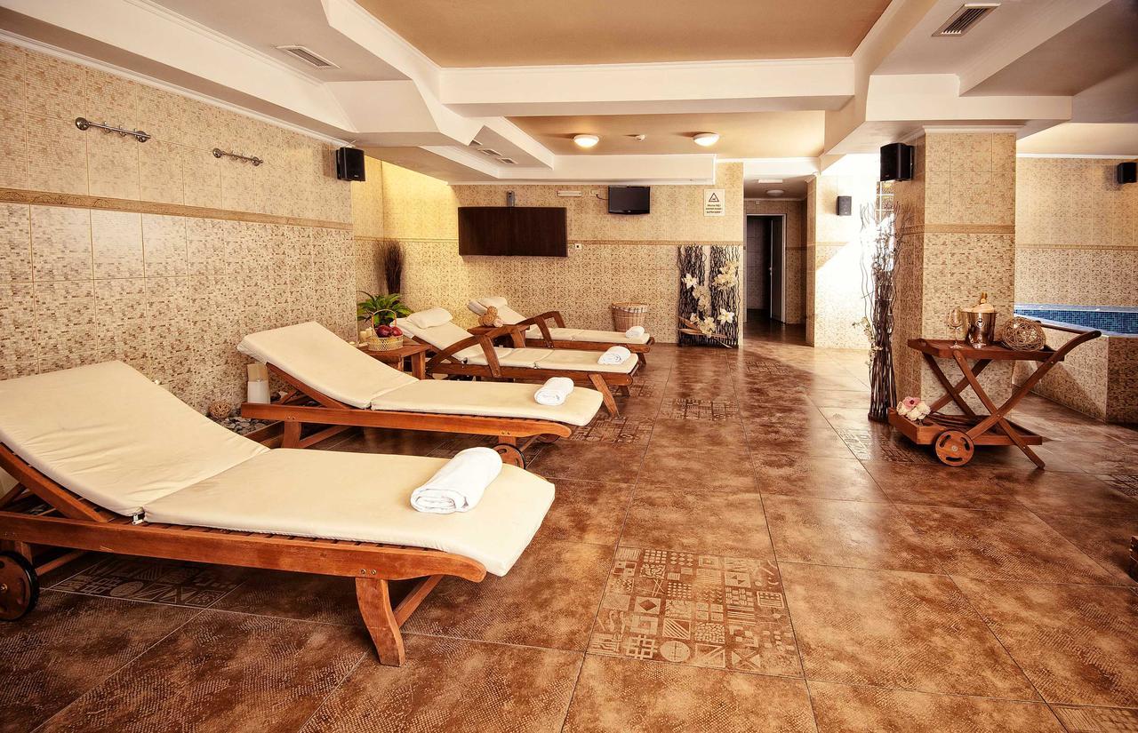 Hotel Chinar Хисаря Экстерьер фото